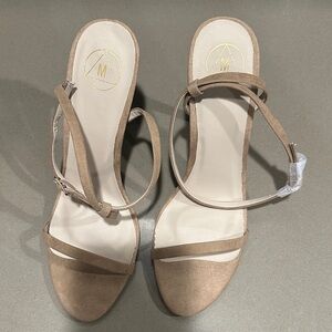 Elegant Tan Women's Sandals